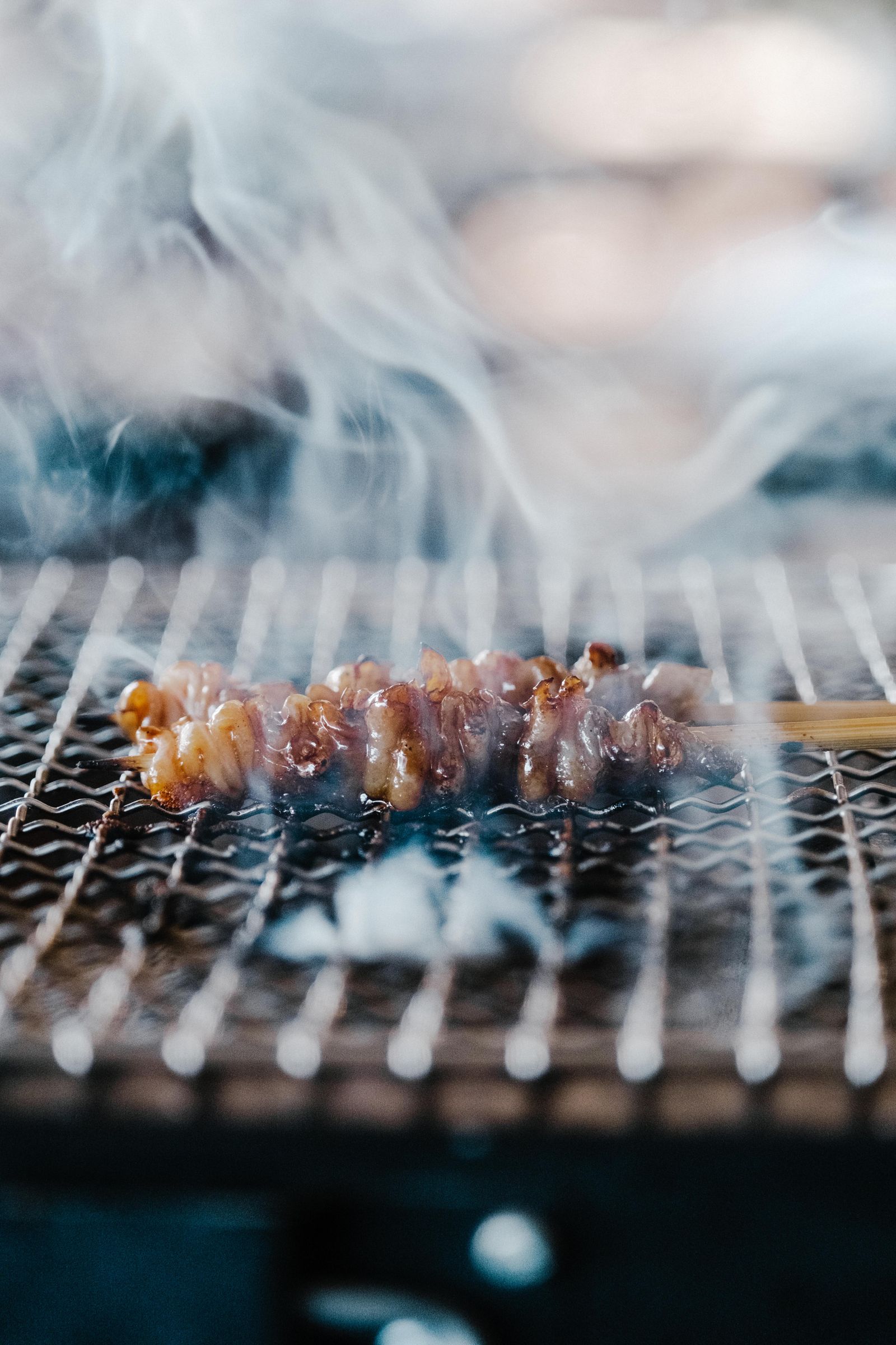 Yakitori de foie de volaille laqué, sauce tare et gingembre